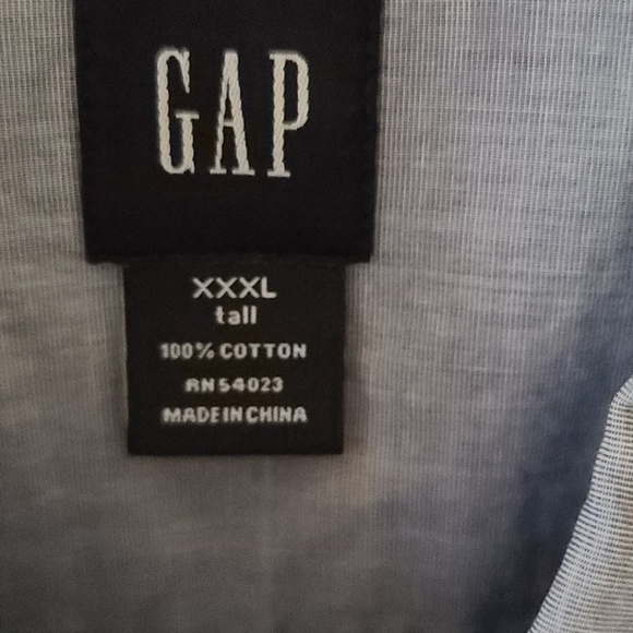 Gap short sleeve button down dress shirt - Picture 2 of 3